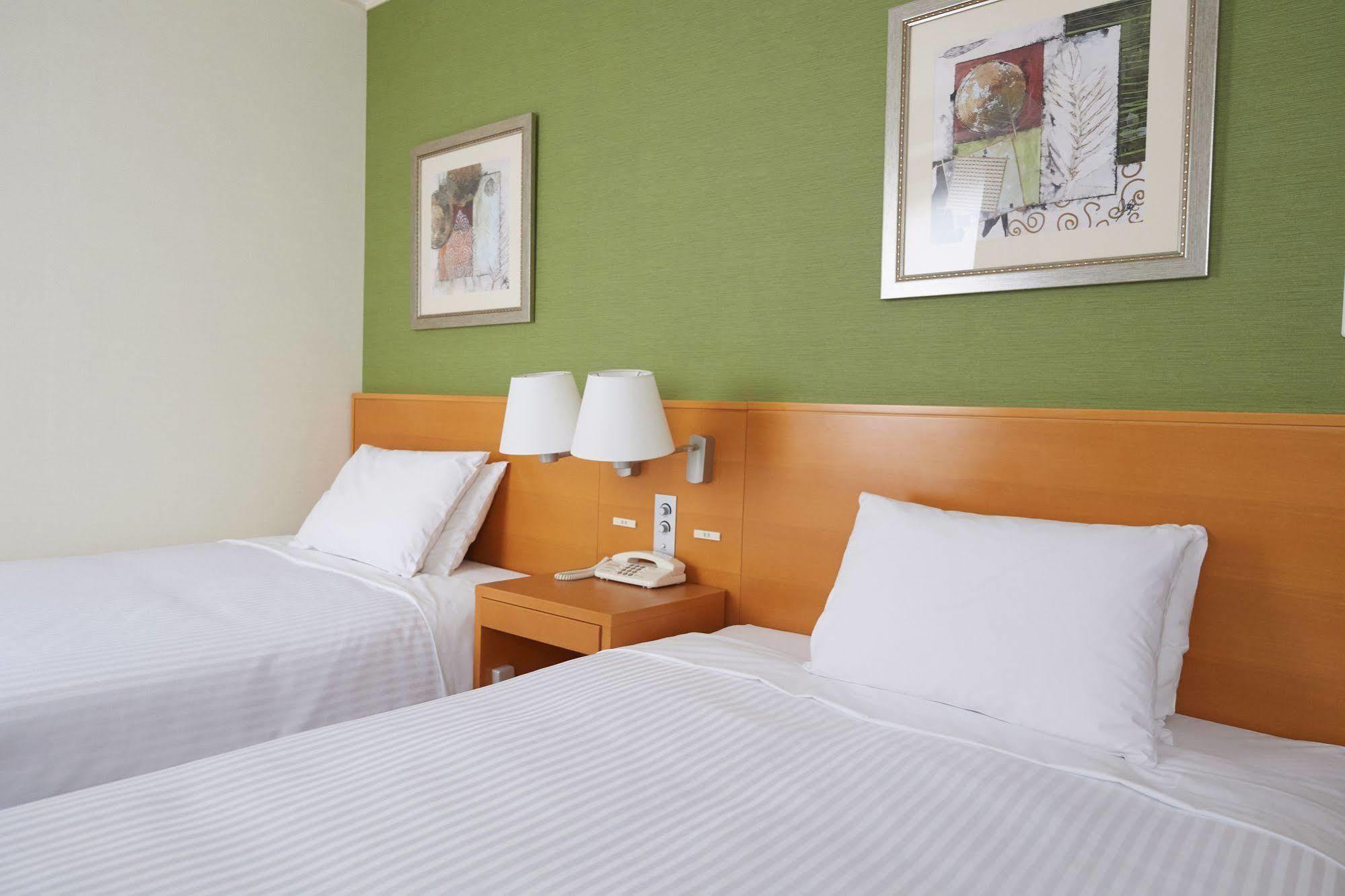 טוקיו Hotel Sunroute Takadanobaba מראה חיצוני תמונה